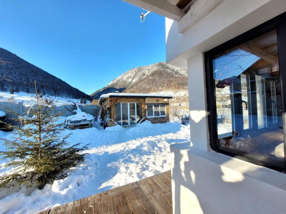 Villa Casuta Din Crai Zărneşti Exterior foto